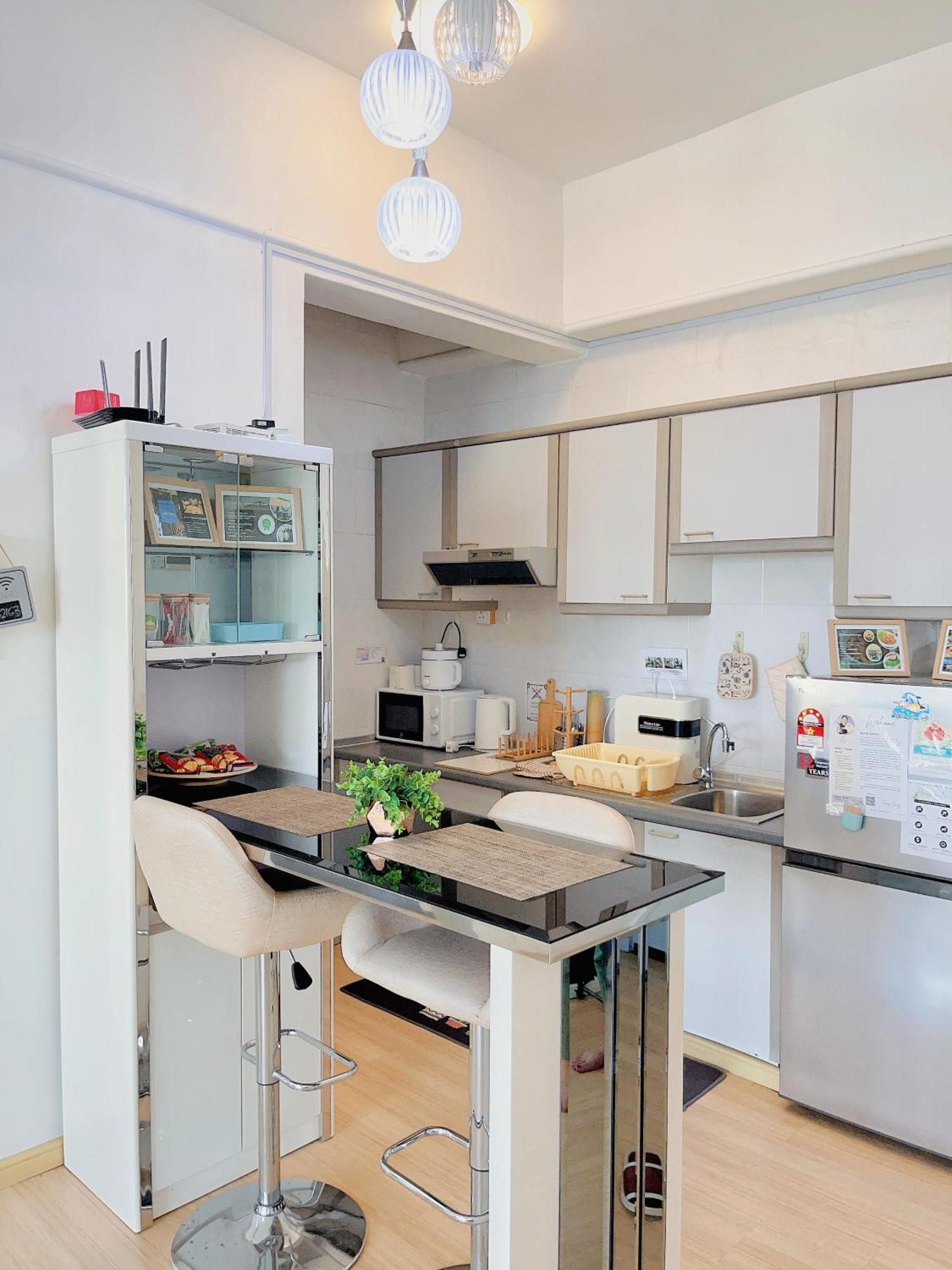 1 Bedroom Apartment, Melaka Cbd Town Center- Hosted By Private Locals Resident, Balcony With City Skyline View Or Seaview, Opposite Malls, Tv Box, 5 Minutes To Jonker Street, Malacca Eksteriør bilde