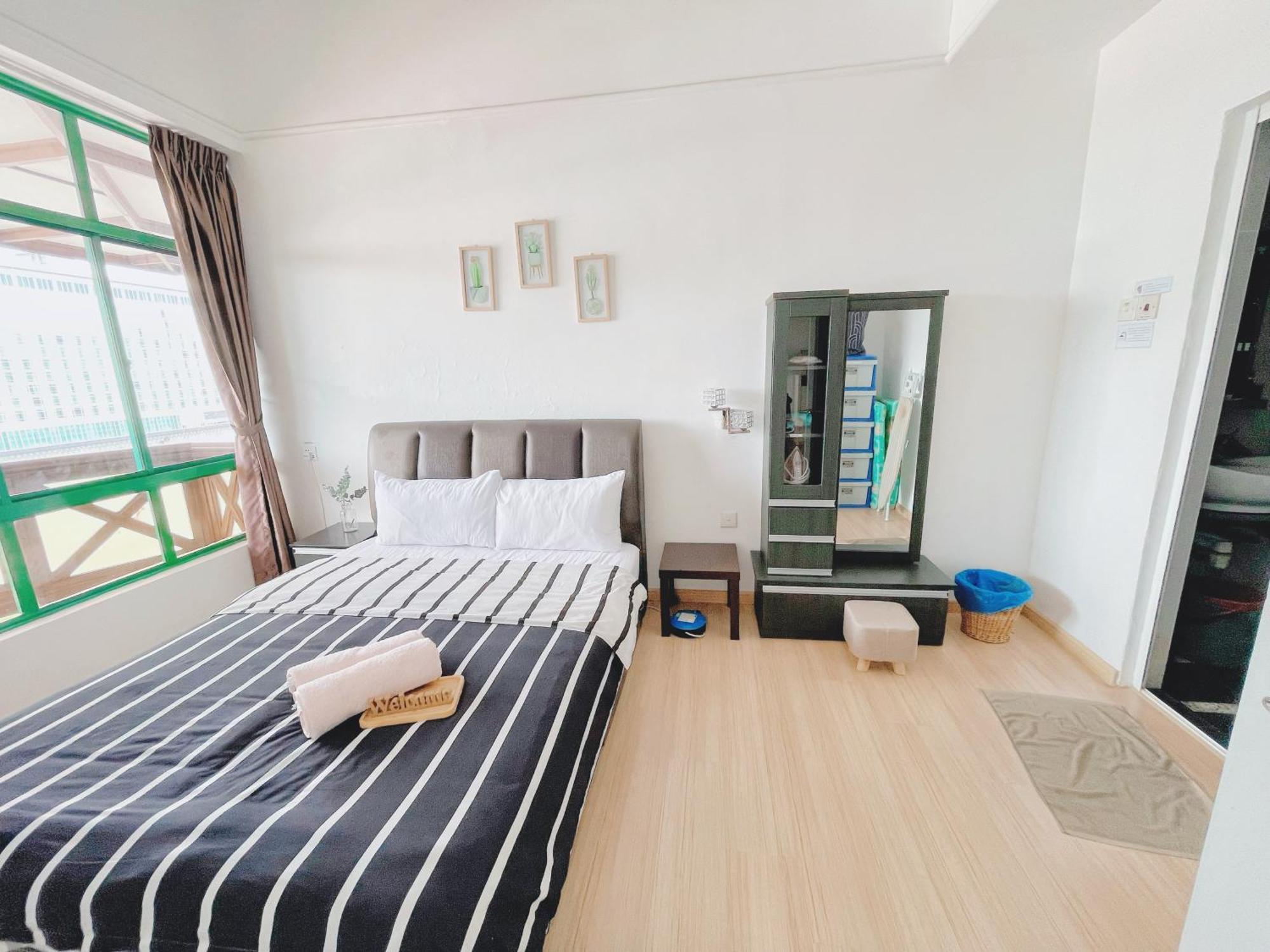 1 Bedroom Apartment, Melaka Cbd Town Center- Hosted By Private Locals Resident, Balcony With City Skyline View Or Seaview, Opposite Malls, Tv Box, 5 Minutes To Jonker Street, Malacca Eksteriør bilde