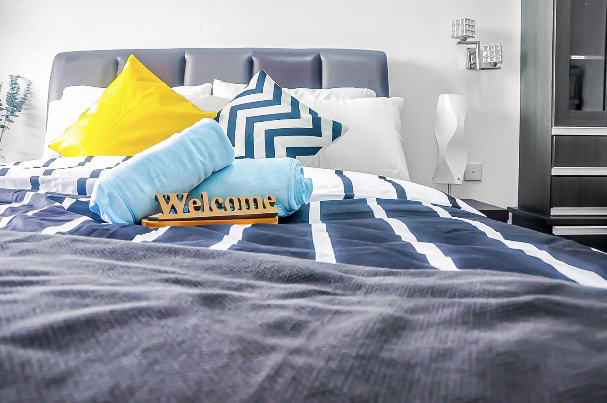 1 Bedroom Apartment, Melaka Cbd Town Center- Hosted By Private Locals Resident, Balcony With City Skyline View Or Seaview, Opposite Malls, Tv Box, 5 Minutes To Jonker Street, Eksteriør bilde