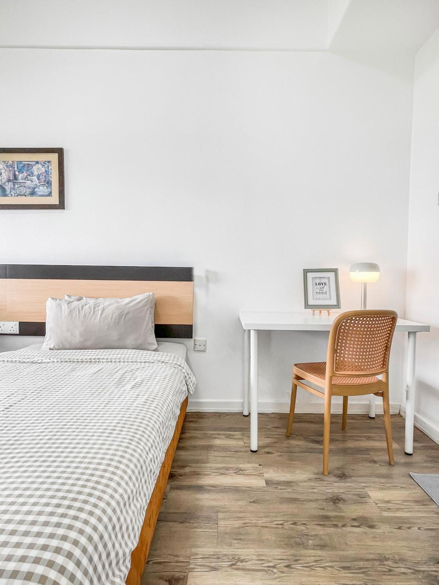 1 Bedroom Apartment, Melaka Cbd Town Center- Hosted By Private Locals Resident, Balcony With City Skyline View Or Seaview, Opposite Malls, Tv Box, 5 Minutes To Jonker Street, Malacca Eksteriør bilde